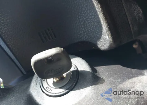 2015 Toyota Corolla Le Plus from USA, damaged, VIN 5YFBURHE9FP230541